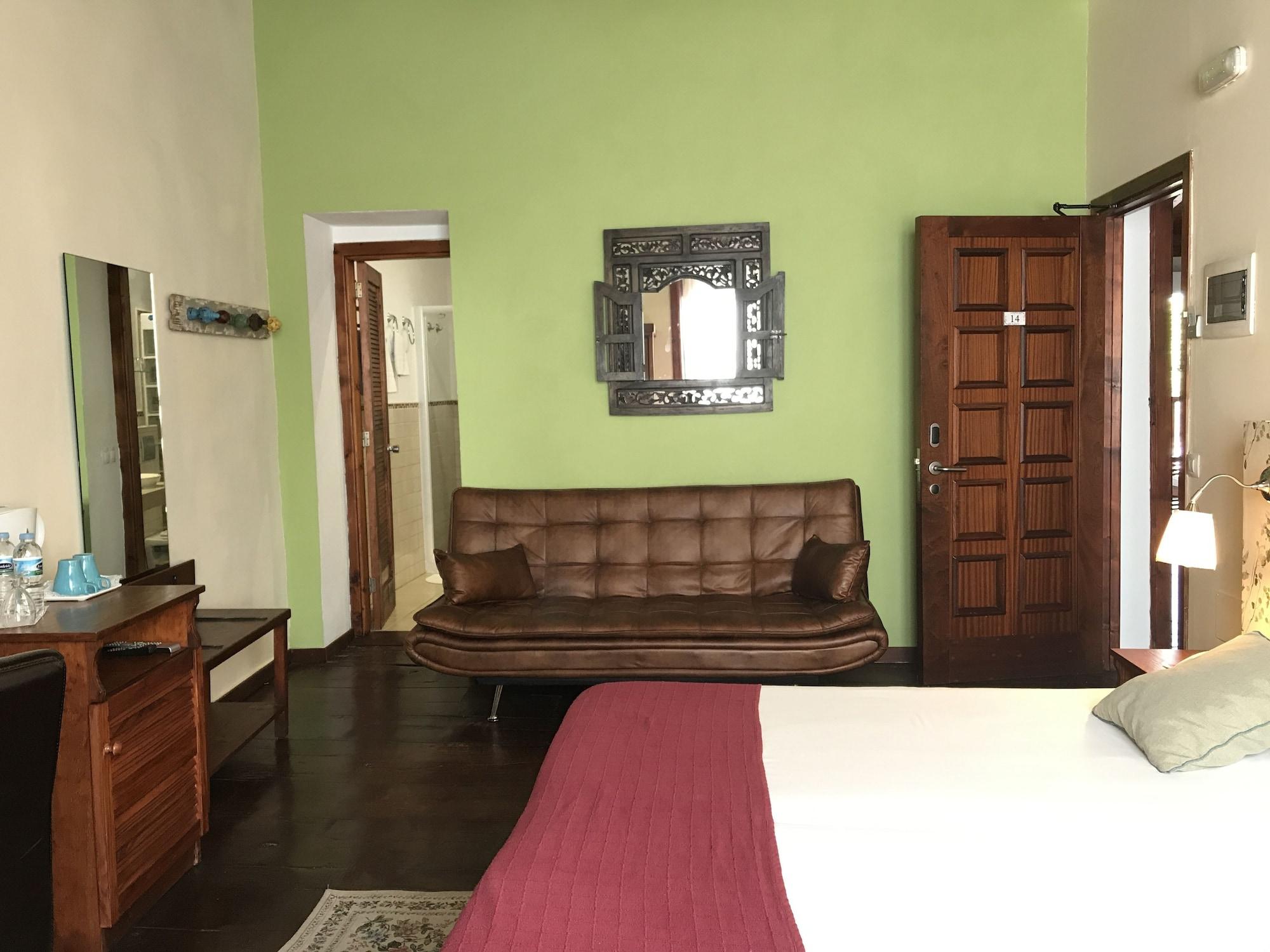 Gara Hotel Гарачико Экстерьер фото