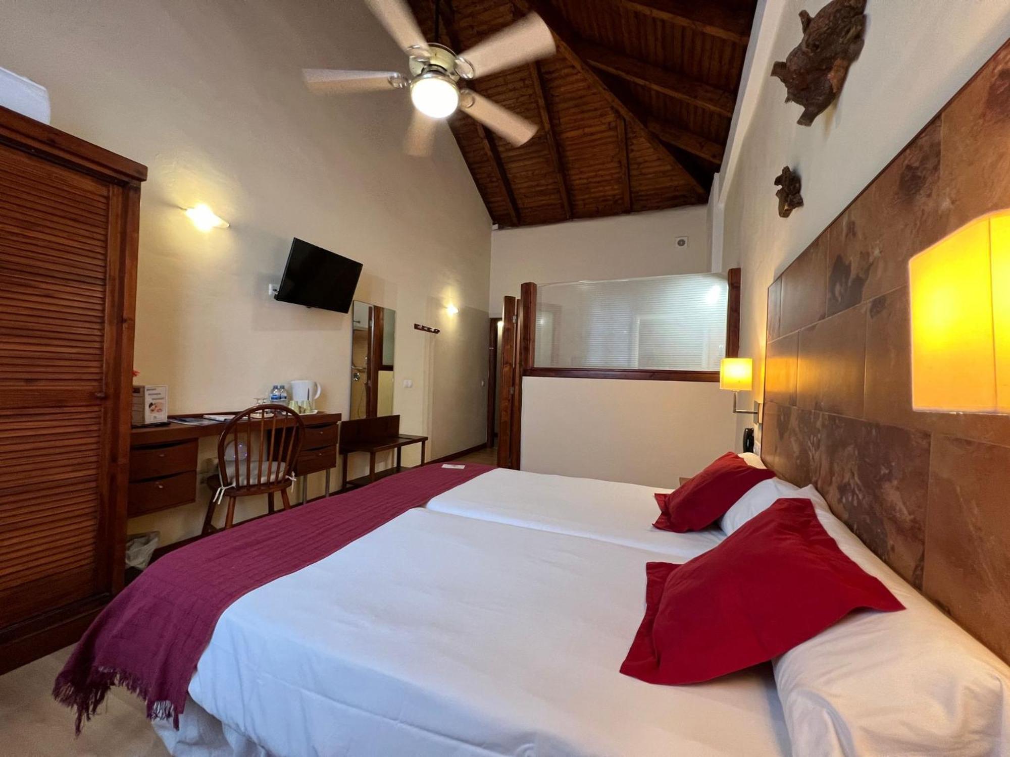 Gara Hotel Гарачико Экстерьер фото